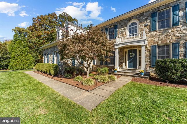 6401 NOBLE ROCK CT, Clifton, VA 20124