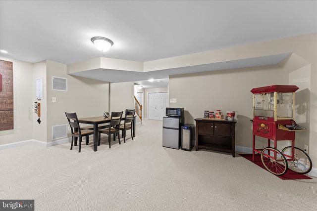 6401 NOBLE ROCK CT, Clifton, VA 20124