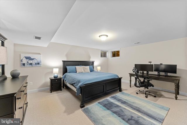 6401 NOBLE ROCK CT, Clifton, VA 20124