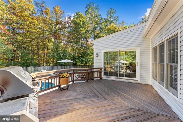 6401 NOBLE ROCK CT, Clifton, VA 20124