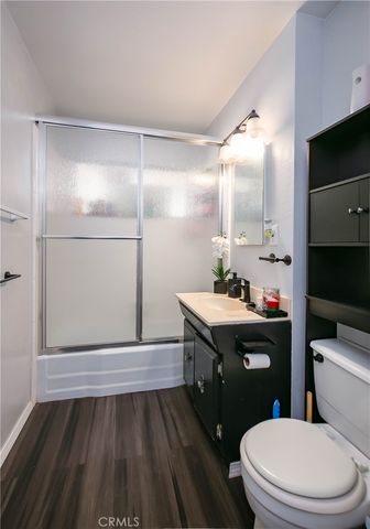 1017 W Avenue H8, Lancaster, CA 93534