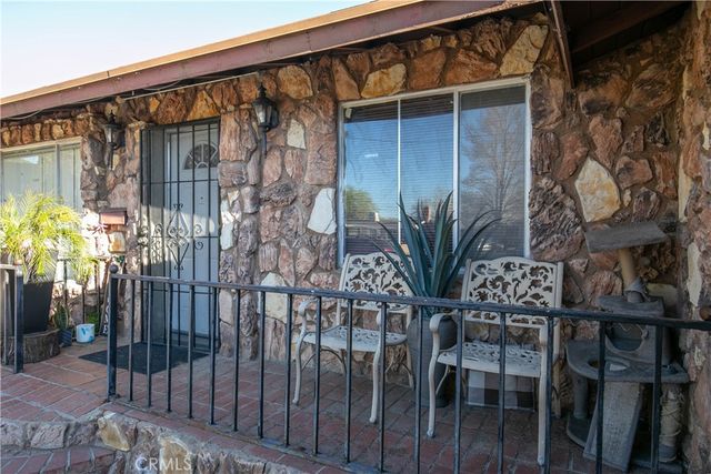 1017 W Avenue H8, Lancaster, CA 93534