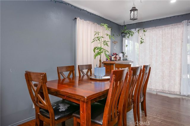 1017 W Avenue H8, Lancaster, CA 93534