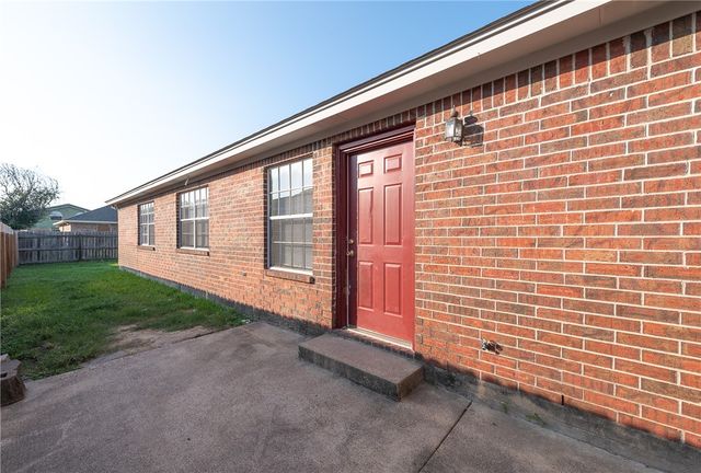 1813 Sara Drive A, College Station, TX 77845