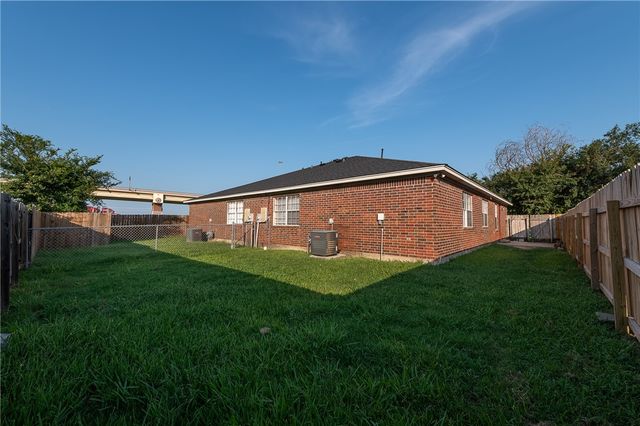 1813 Sara Drive A, College Station, TX 77845