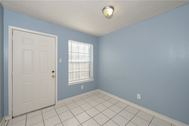 1813 Sara Drive A, College Station, TX 77845