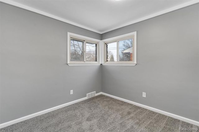 8245 Roosevelt Street, Taylor, MI 48180