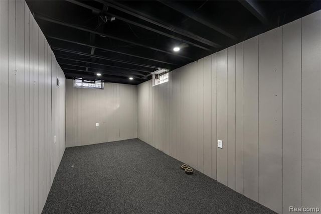 8245 Roosevelt Street, Taylor, MI 48180