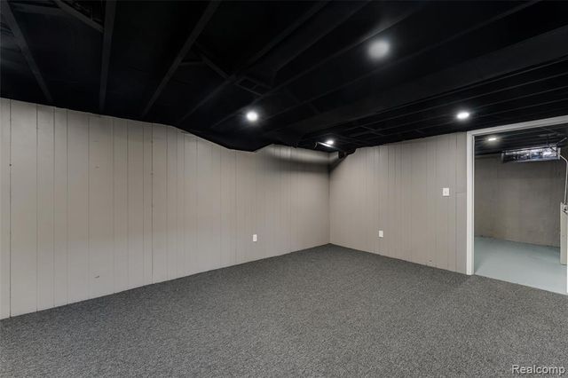 8245 Roosevelt Street, Taylor, MI 48180