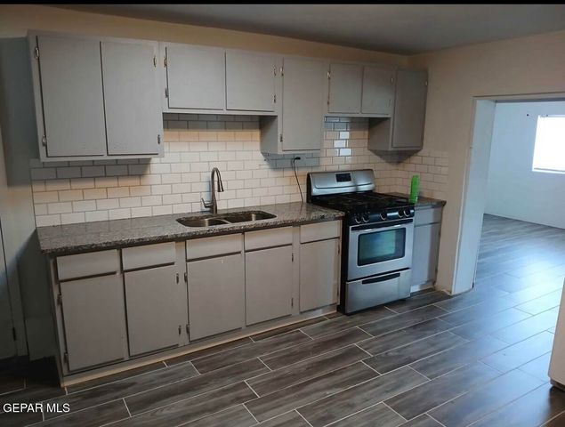 602 Raymundo Road, Socorro, TX 79927
