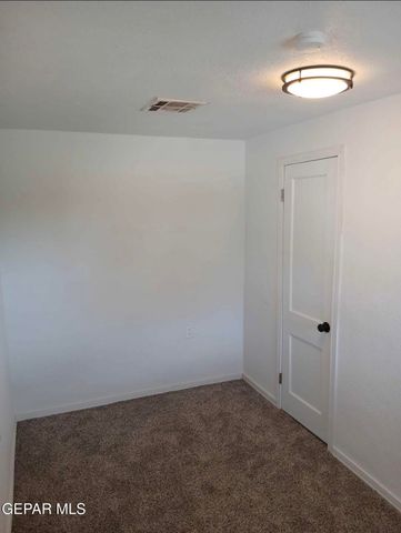 602 Raymundo Road, Socorro, TX 79927