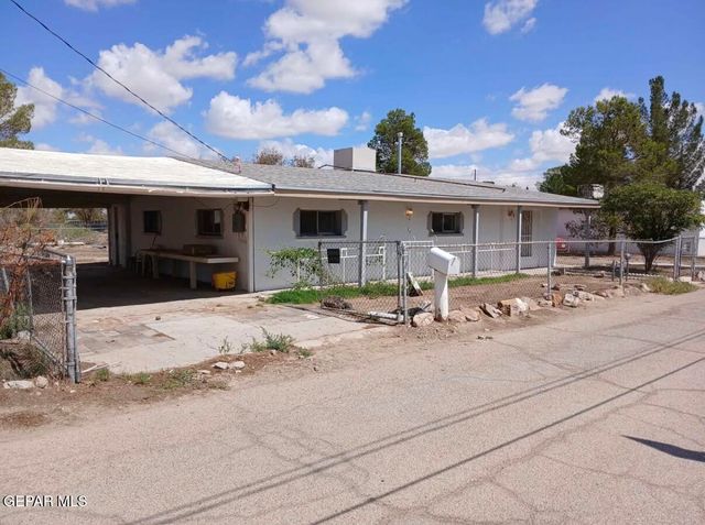 602 Raymundo Road, Socorro, TX 79927