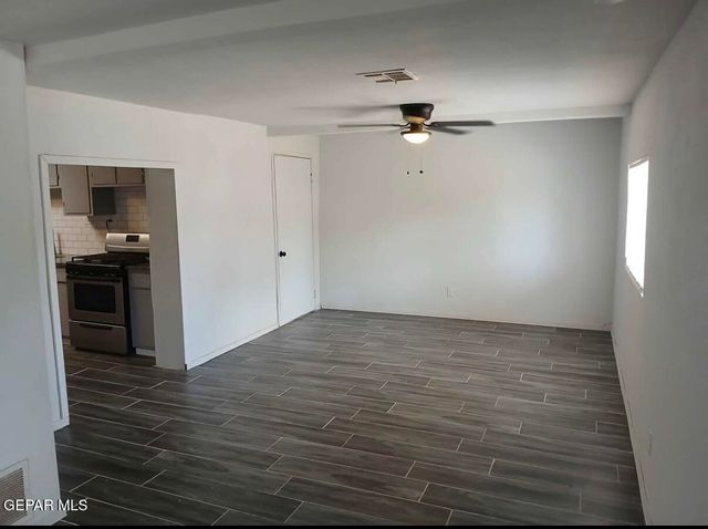 602 Raymundo Road, Socorro, TX 79927