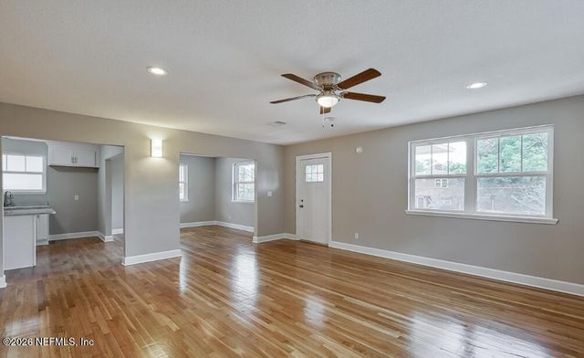 2819 OAK Street, Jacksonville, FL 32205