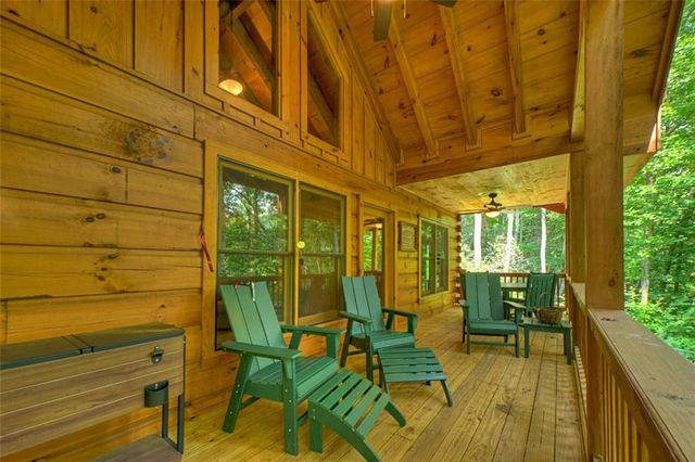 261 Frosty Mountain Trail, Ellijay, GA 30536