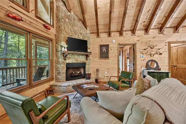 261 Frosty Mountain Trail, Ellijay, GA 30536