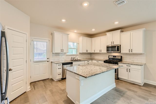 29636 Copper Penny, Bulverde, TX 78163