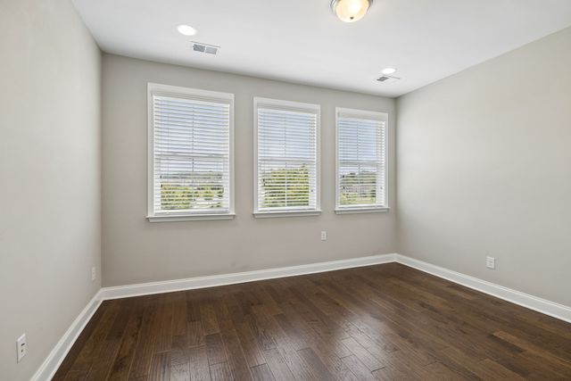 3015 Inland Dr, Franklin, TN 37064