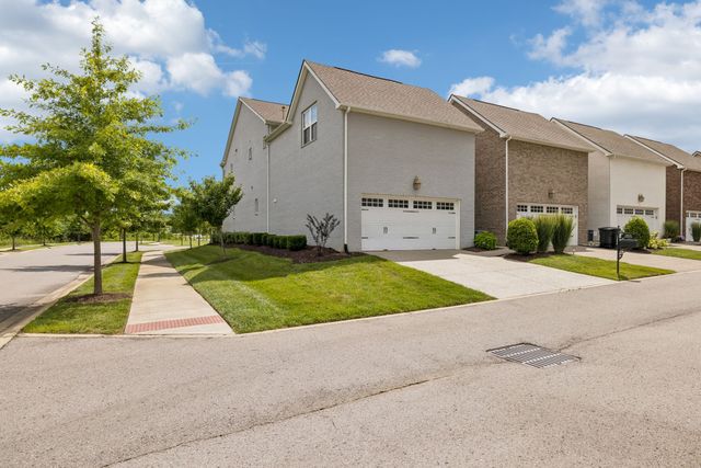 3015 Inland Dr, Franklin, TN 37064