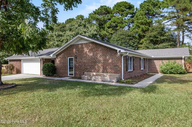 1101 Hunting Ridge Road, Wilmington, NC 28412