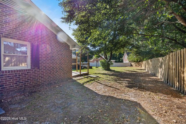 1101 Hunting Ridge Road, Wilmington, NC 28412