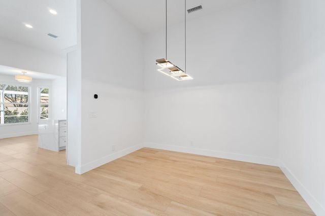 262 Eagleton Estates Boulevard, Palm Beach Gardens, FL 33418