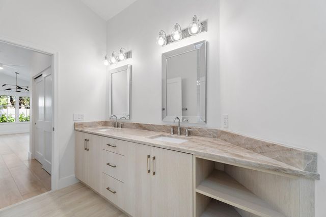 262 Eagleton Estates Boulevard, Palm Beach Gardens, FL 33418