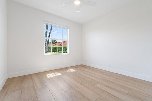 262 Eagleton Estates Boulevard, Palm Beach Gardens, FL 33418