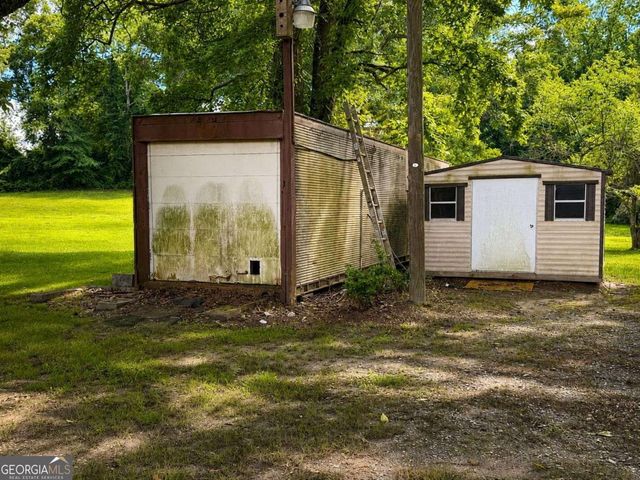 737 W College Street, Bowdon, GA 30108