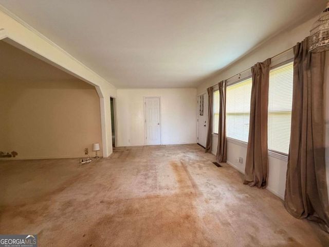 737 W College Street, Bowdon, GA 30108