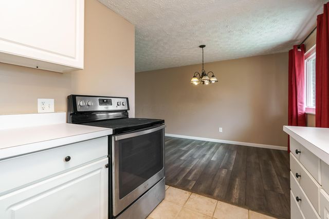 6328 Roselawn Avenue, Reynoldsburg, OH 43068