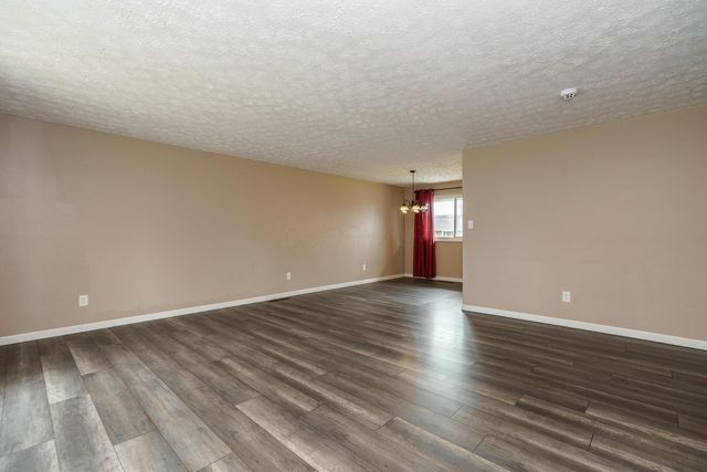 6328 Roselawn Avenue, Reynoldsburg, OH 43068