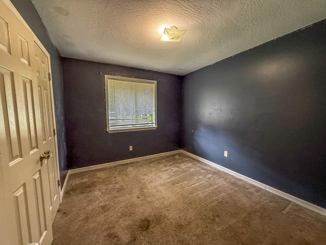 205 Elizabeth Ave., Petal, MS 39465
