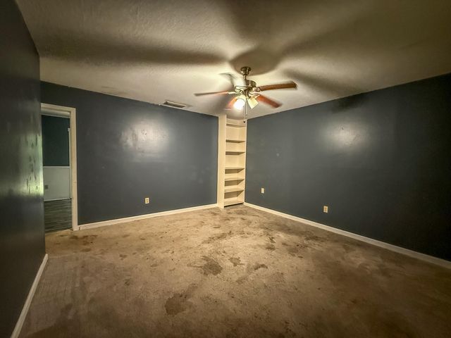 205 Elizabeth Ave., Petal, MS 39465