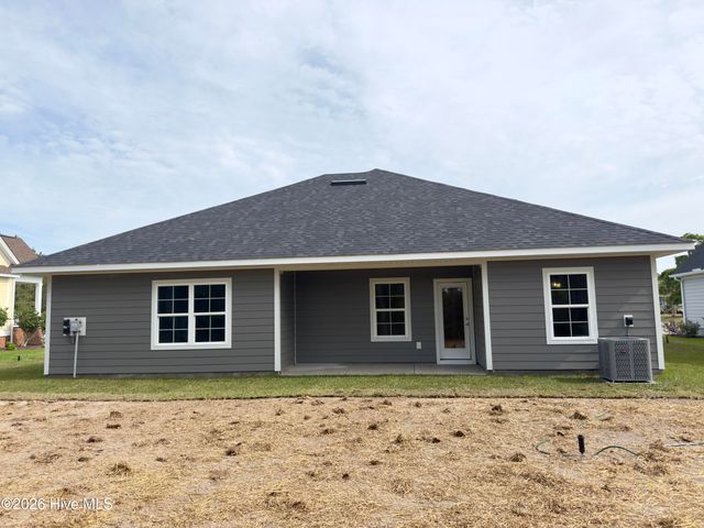 3030 Boverie Street SW, Shallotte, NC 28470