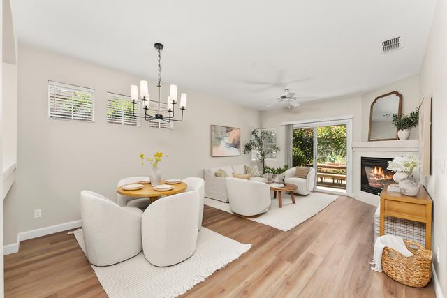 742 Langrick Ct, Folsom, CA 95630