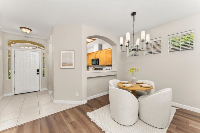 742 Langrick Ct, Folsom, CA 95630