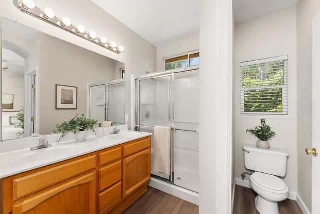 742 Langrick Ct, Folsom, CA 95630