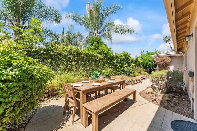 742 Langrick Ct, Folsom, CA 95630