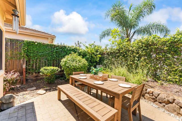 742 Langrick Ct, Folsom, CA 95630