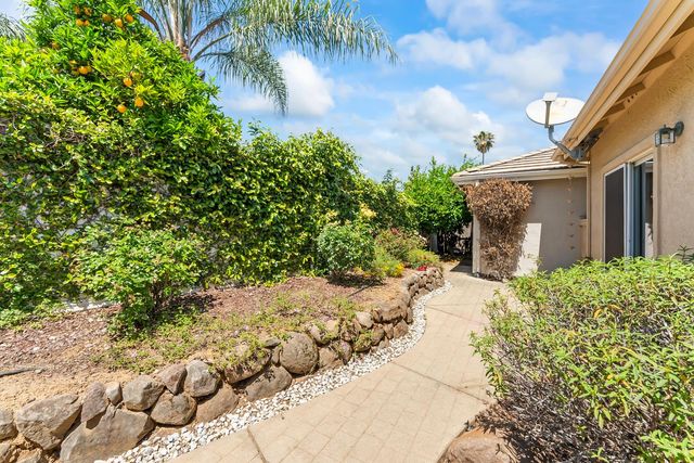 742 Langrick Ct, Folsom, CA 95630