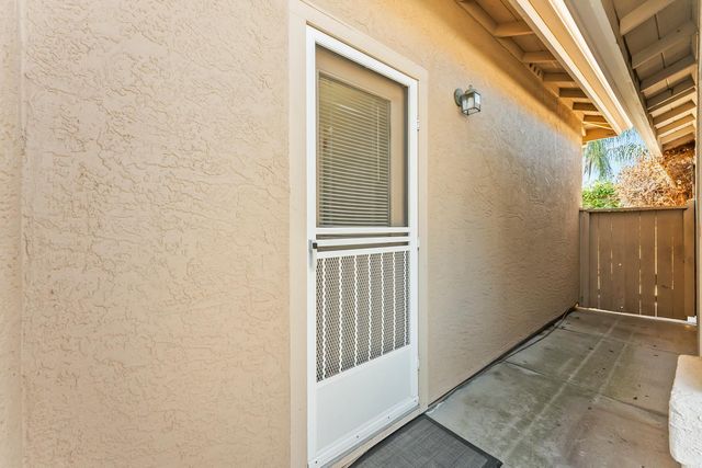 742 Langrick Ct, Folsom, CA 95630