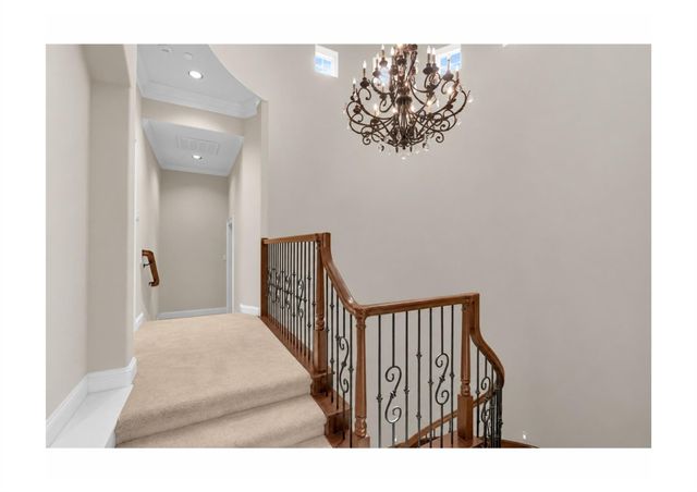 7 Player Ridge, The Woodlands, TX 77382