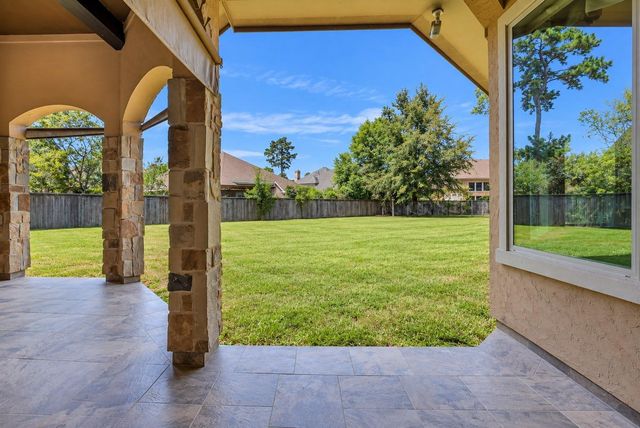 7 Player Ridge, The Woodlands, TX 77382