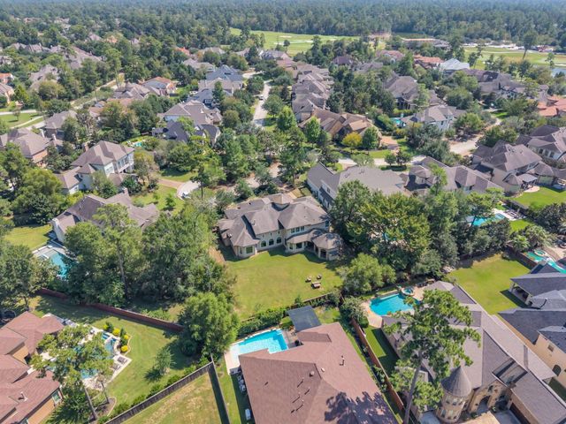 7 Player Ridge, The Woodlands, TX 77382