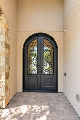 7 Player Ridge, The Woodlands, TX 77382