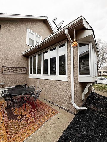 3559 2nd Street NE, Minneapolis, MN 55418