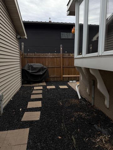 3559 2nd Street NE, Minneapolis, MN 55418