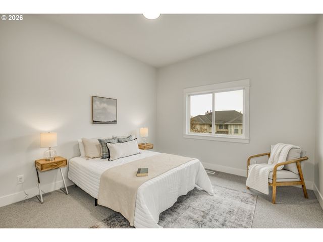 15800 Sw WINDHAM Ter, Tigard, OR 97224