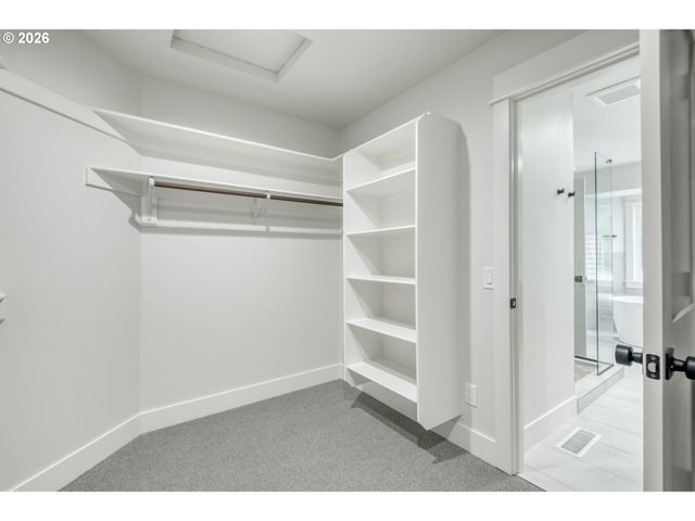 15800 Sw WINDHAM Ter, Tigard, OR 97224